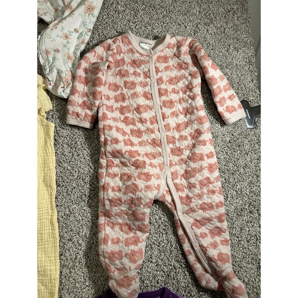 Large Lot Of Baby Girls Size 6-9 Months Clothing Lot EUC! - Picture 5 of 8